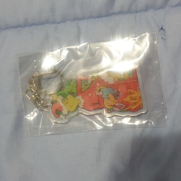 The grinch and max key chain - Picture 4 of 7